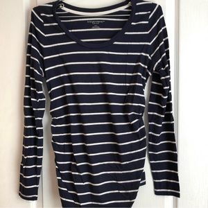 Liz lange navy striped maternity shirt